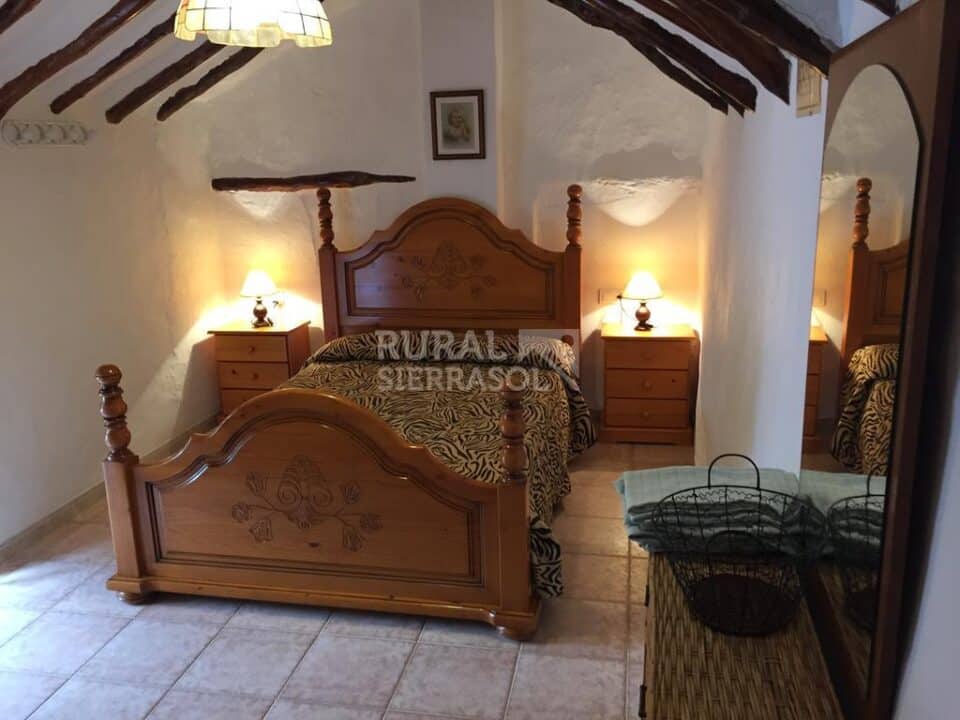 Casa Rural en Villanueva de Algaidas, con chimenea, piscina y barbacoa - Imagen 32