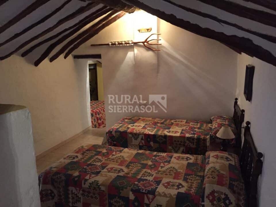 Casa Rural en Villanueva de Algaidas, con chimenea, piscina y barbacoa - Imagen 36