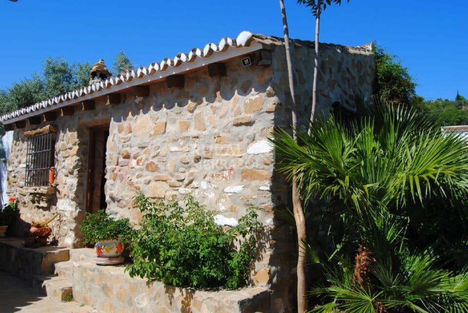 Fachada de cabaña de Casa rural en Antequera (Málaga)-3421