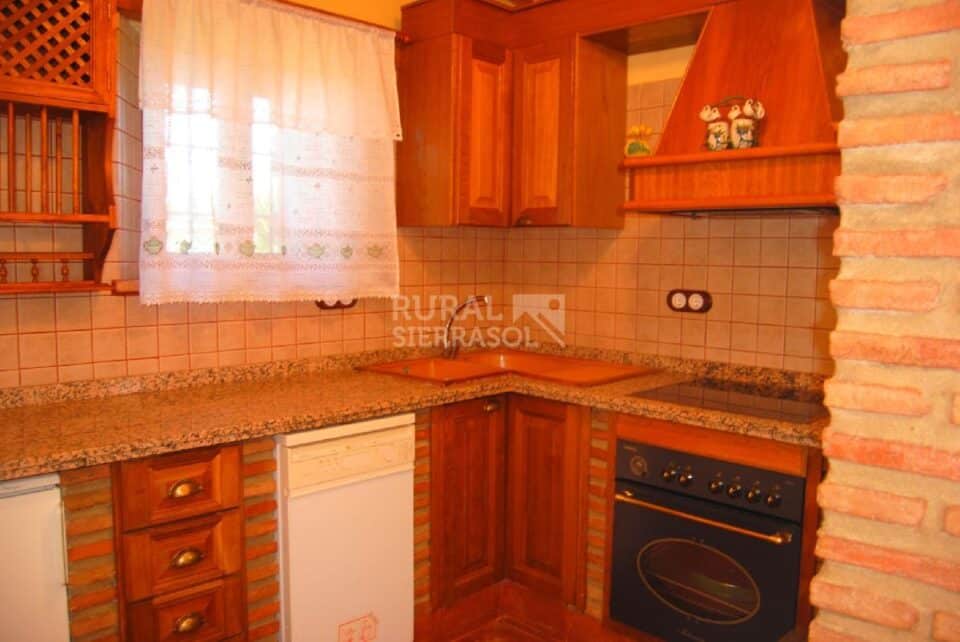 Encimera en cocina de Casa rural en Antequera (Málaga)-3421