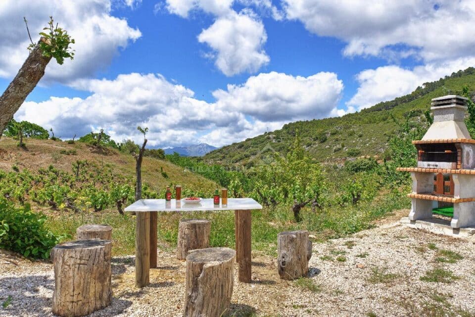 Conjunto de dos Casas Rurales en Júzcar con piscina, chimenea y barbacoa - Imagen 7