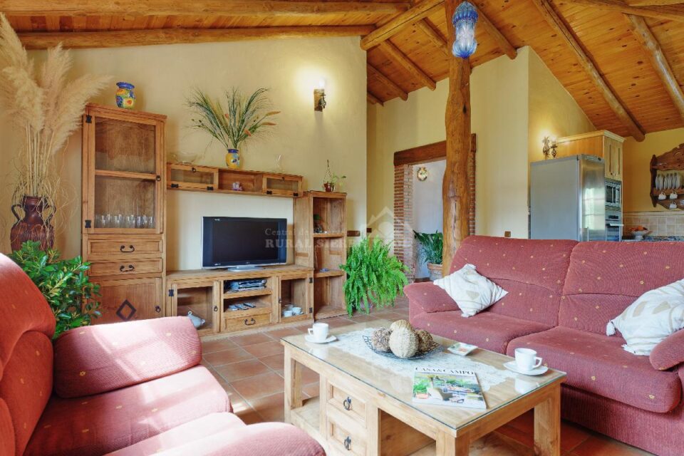 Conjunto de dos Casas Rurales en Júzcar con piscina, chimenea y barbacoa - Imagen 8