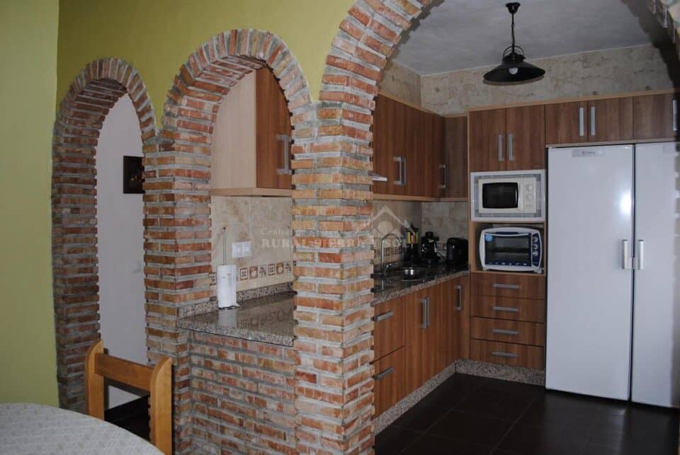 Acogedora Casa Rural en El Borge con piscina vallada, barbacoa, chimenea - Imagen 35