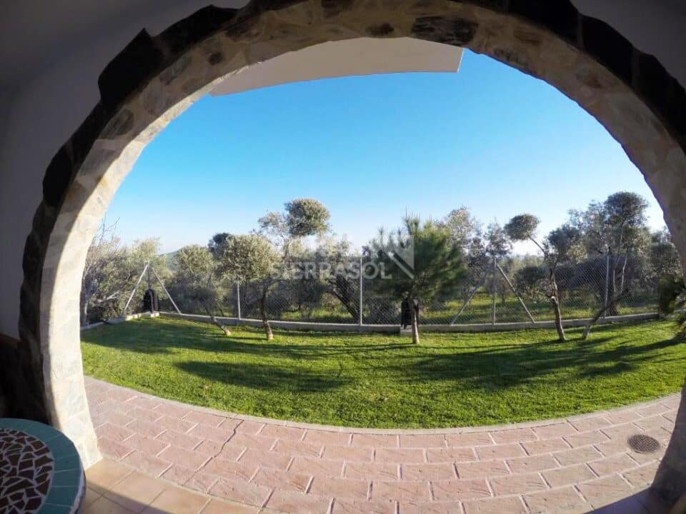 Acogedora Casa Rural al Sur del Torcal de Antequera con preciosos jardines y piscina - Imagen 70