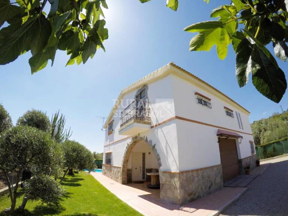Acogedora Casa Rural al Sur del Torcal de Antequera con preciosos jardines y piscina - Imagen 72