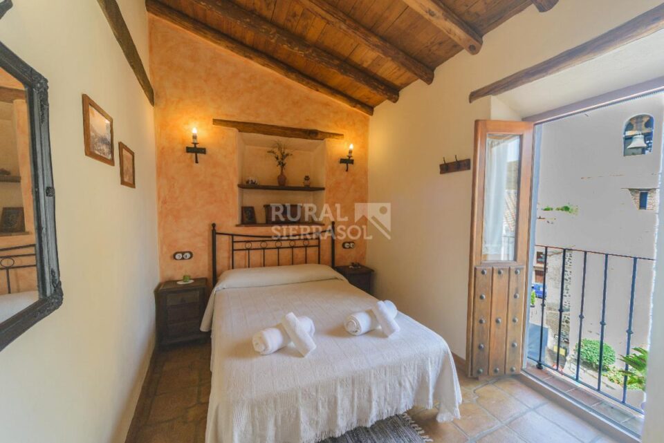 Casa rural en El Borge con chimenea, aire acondicionado y wi-fi - Imagen 48