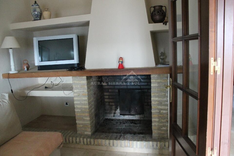 Casa Rural en Ronda, con piscina, barbacoa y wifi - Imagen 6