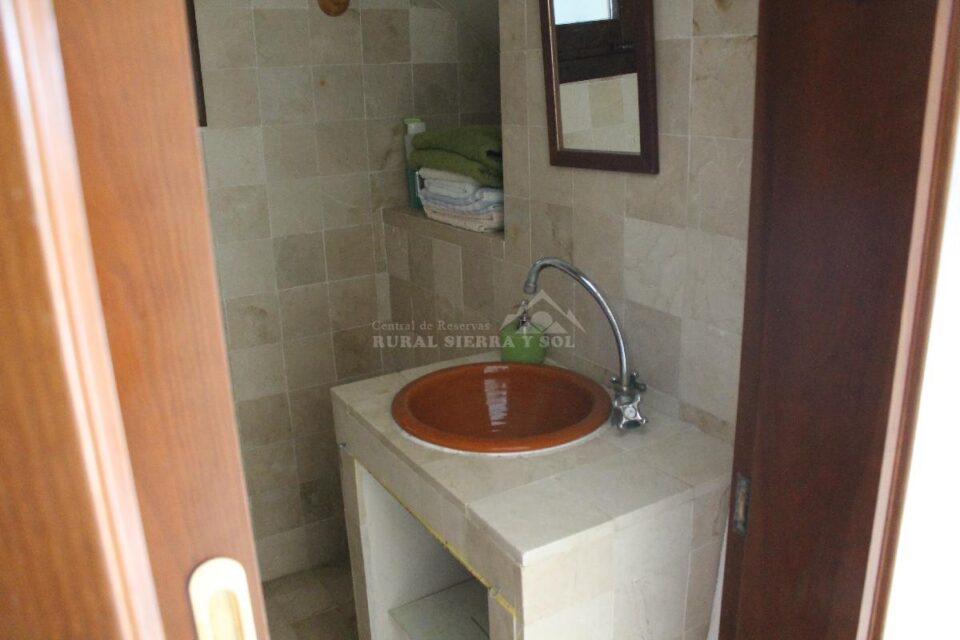 Casa Rural en Ronda, con piscina, barbacoa y wifi - Imagen 9