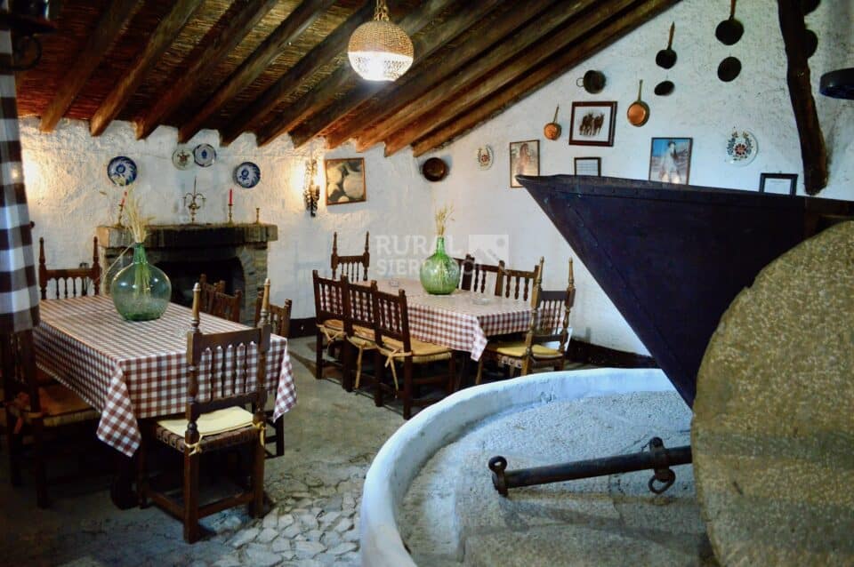 Casa Rural en Alfarnatejo con piscina, barbacoa y gran jardín - Imagen 37