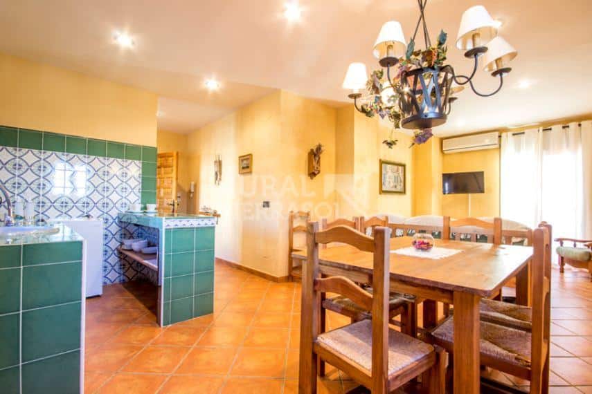 Salón cocina de Apartamento rural en Alcaucín (Málaga)-3676