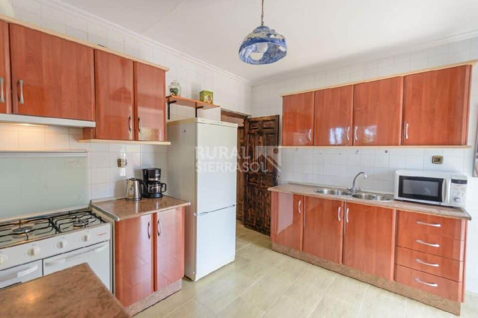 Cocina de Casa rural en Alcaucín (Málaga)-3698