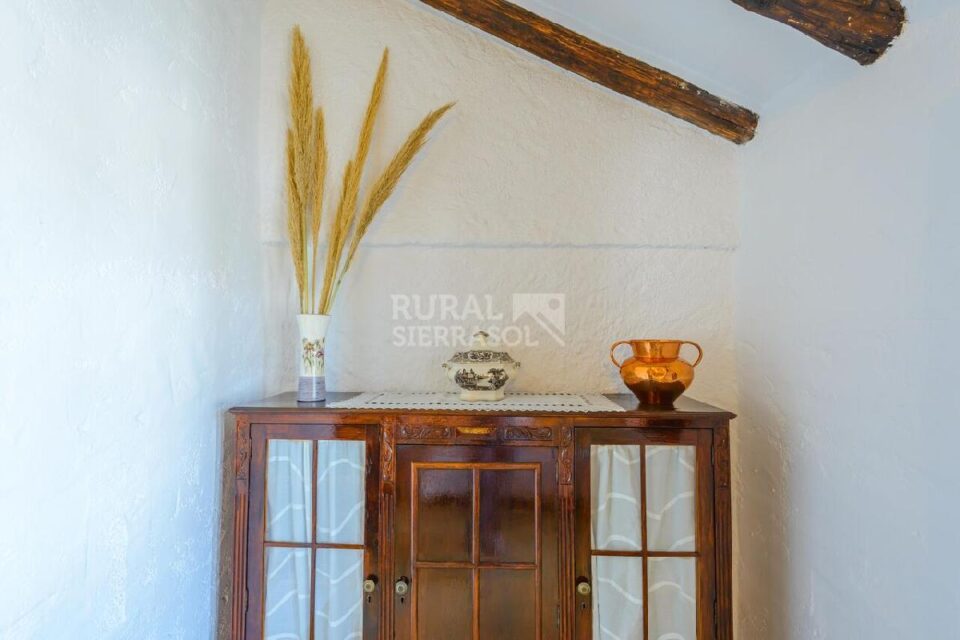 Vitrina de Casa rural en Alcaucín (Málaga)-3698