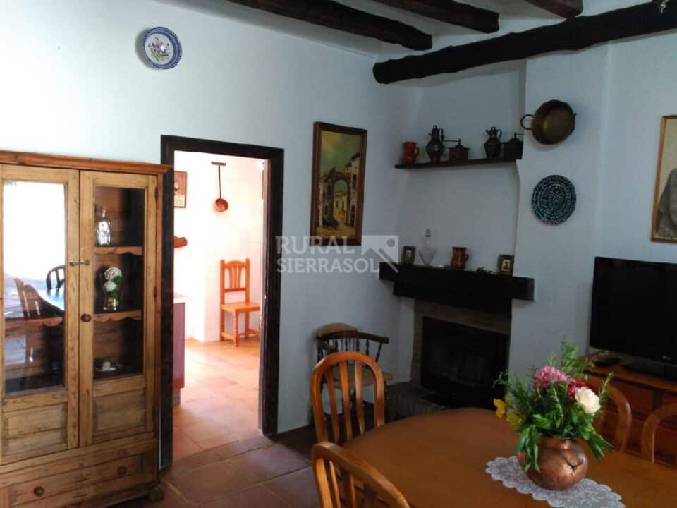 Salón con TV de Casa rural en Alcaucín (Málaga)-3698