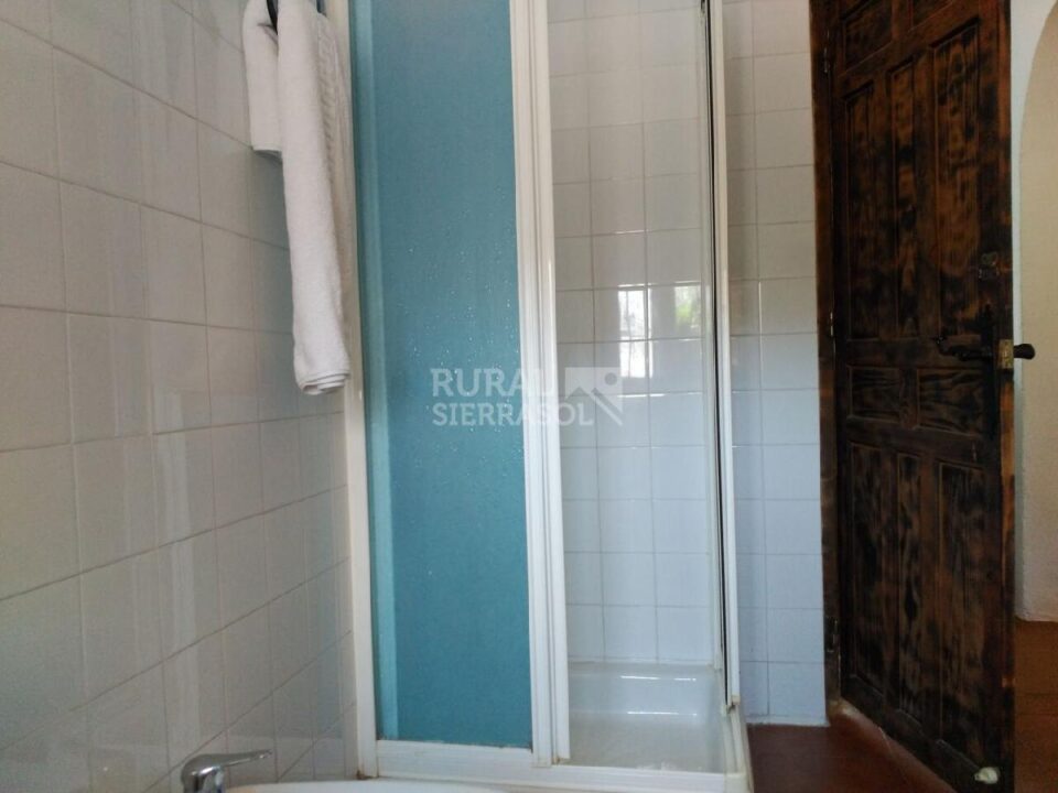 Ducha de Casa rural en Alcaucín (Málaga)-3698