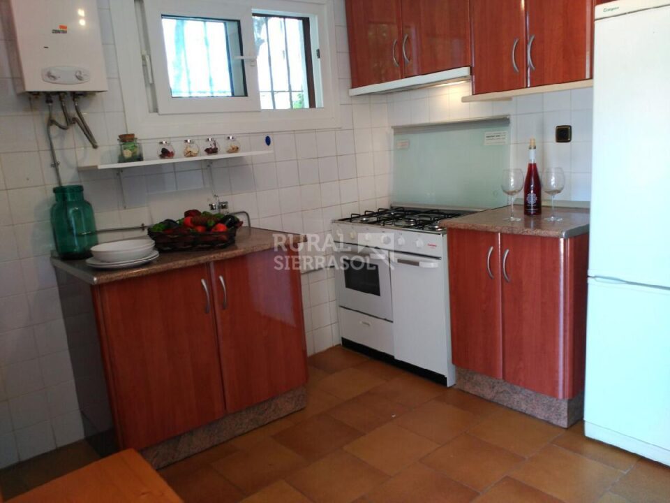 Cocina de Casa rural en Alcaucín (Málaga)-3698