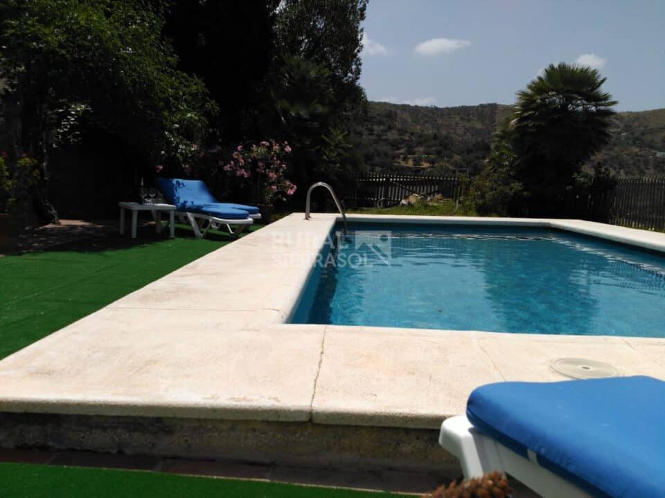 Piscina de Casa rural en Alcaucín (Málaga)-3699