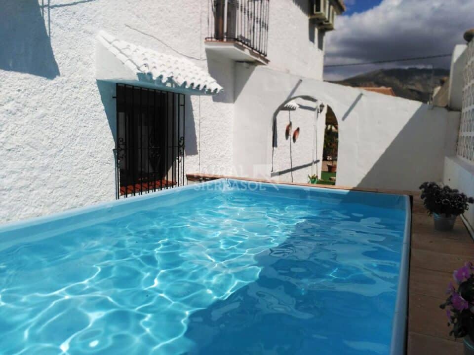 Piscina de Casa rural en Alcaucín (Málaga)-3700