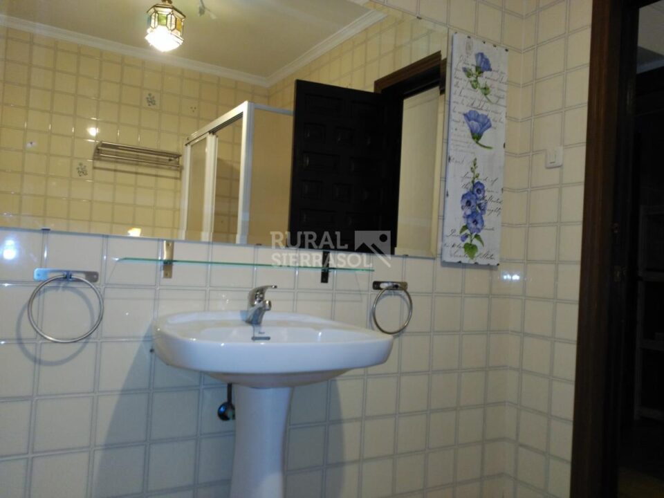 Baño de Casa rural en Alcaucín (Málaga)-3700