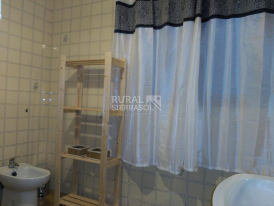 Baño de Casa rural en Alcaucín (Málaga)-3700