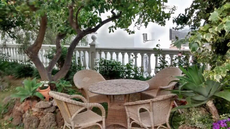 Preciosa Casa Rural en Casarabonela, con piscina, aire acondicionado y barbacoa - Imagen 10
