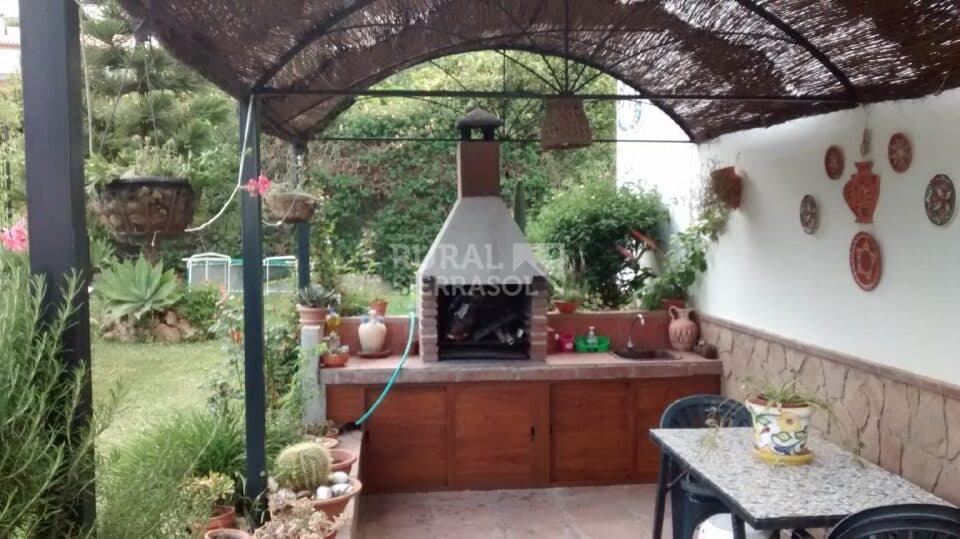 Preciosa Casa Rural en Casarabonela, con piscina, aire acondicionado y barbacoa - Imagen 17