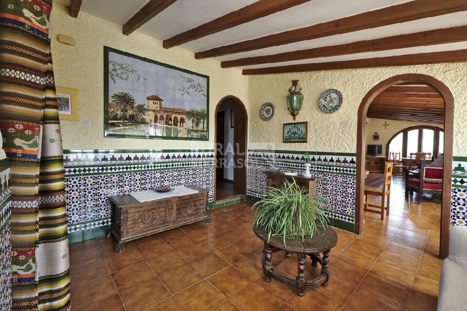 Vestíbulo de Casa rural en Alcaucín (Málaga)-3714