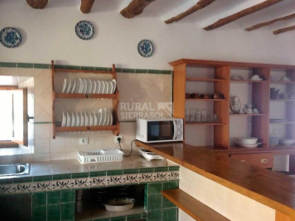 Amplia vivienda rural en el Parque Natural de la Sierra de Castril, con wifi, calefacción y chimenea - Imagen 3