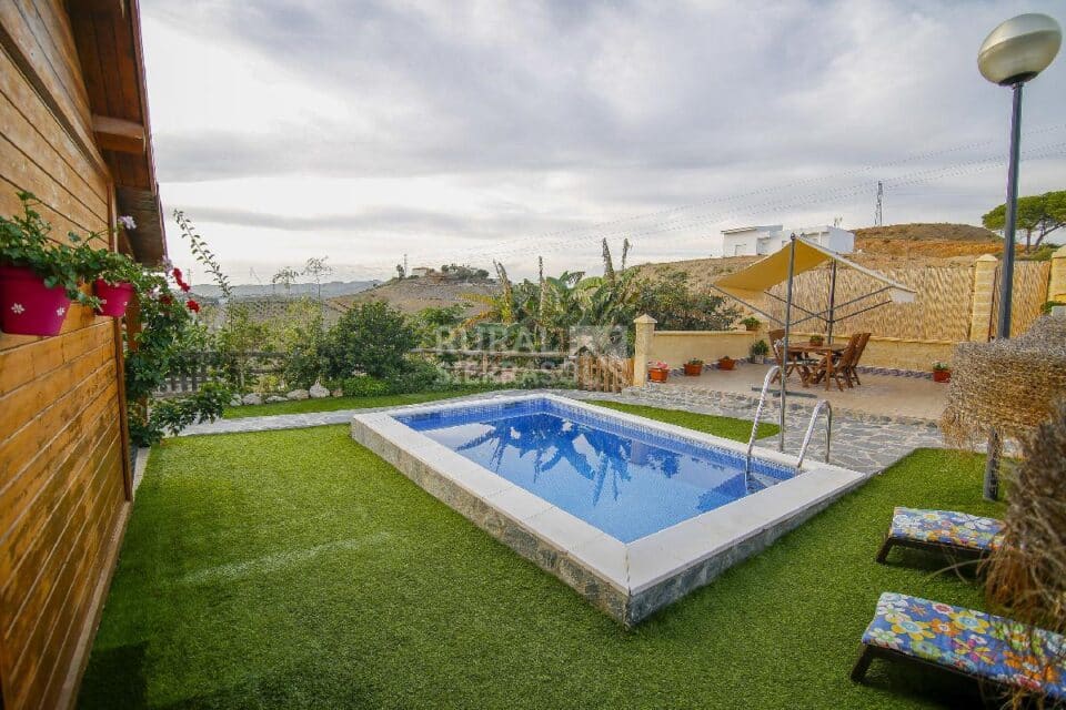 Acogedora Casa de Madera cerca de la playa - Imagen 41
