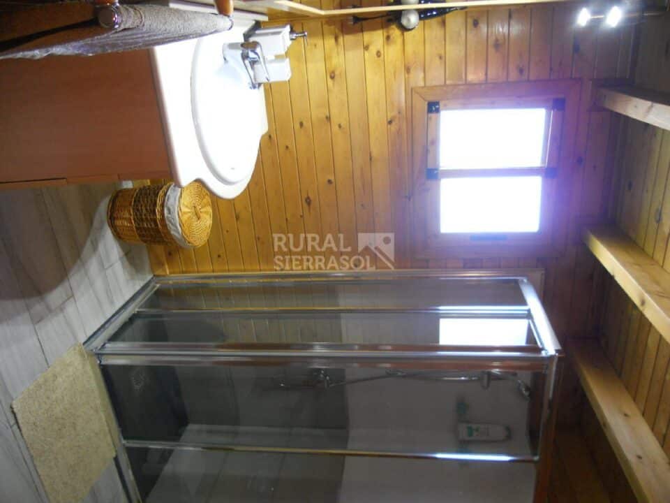 Acogedora Casa de Madera cerca de la playa - Imagen 8
