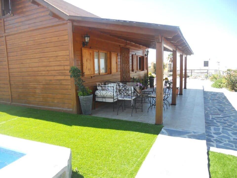 Acogedora Casa de Madera cerca de la playa - Imagen 12