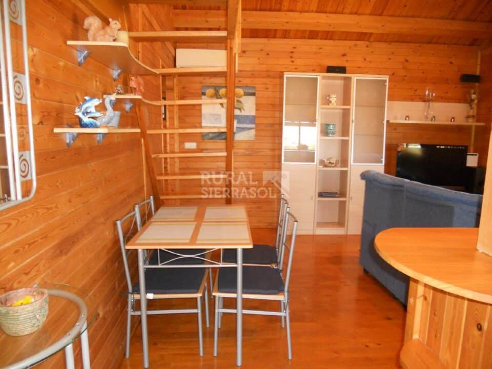 Acogedora Casa de Madera cerca de la playa - Imagen 16