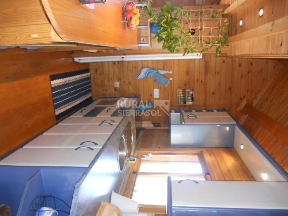 Acogedora Casa de Madera cerca de la playa - Imagen 28