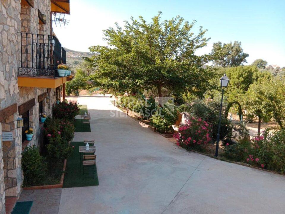 Preciosa vivienda rural en Castril de la Peña, con chimenea y barbacoa - Imagen 37