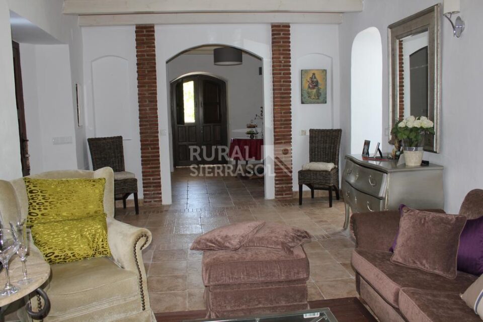 Maravillosa Casa Rural junto al Nacimiento del Río Genal, con piscina, chimenea y barbacoa - Imagen 14