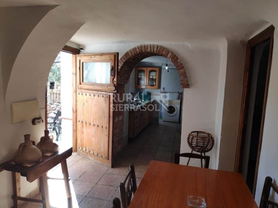 Confortable casa cueva en Baza, con piscina, chimenea y barbacoa - Imagen 38