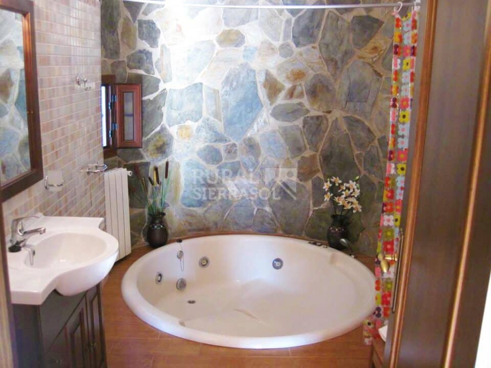 Conjunto de dos Viviendas Rurales en Tolox, con piscina, jacuzzi y wifi - Imagen 7