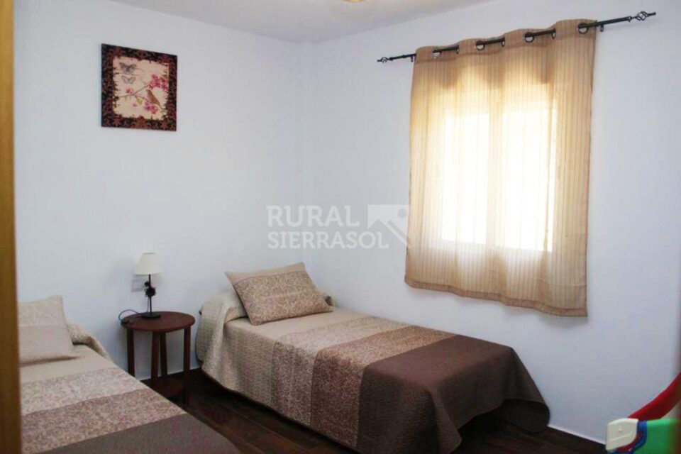Acogedora Vivienda Rural en Tolox, con piscina, barbacoa y wifi - Imagen 6