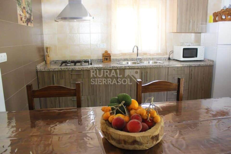 Acogedora Vivienda Rural en Tolox, con piscina, barbacoa y wifi - Imagen 9