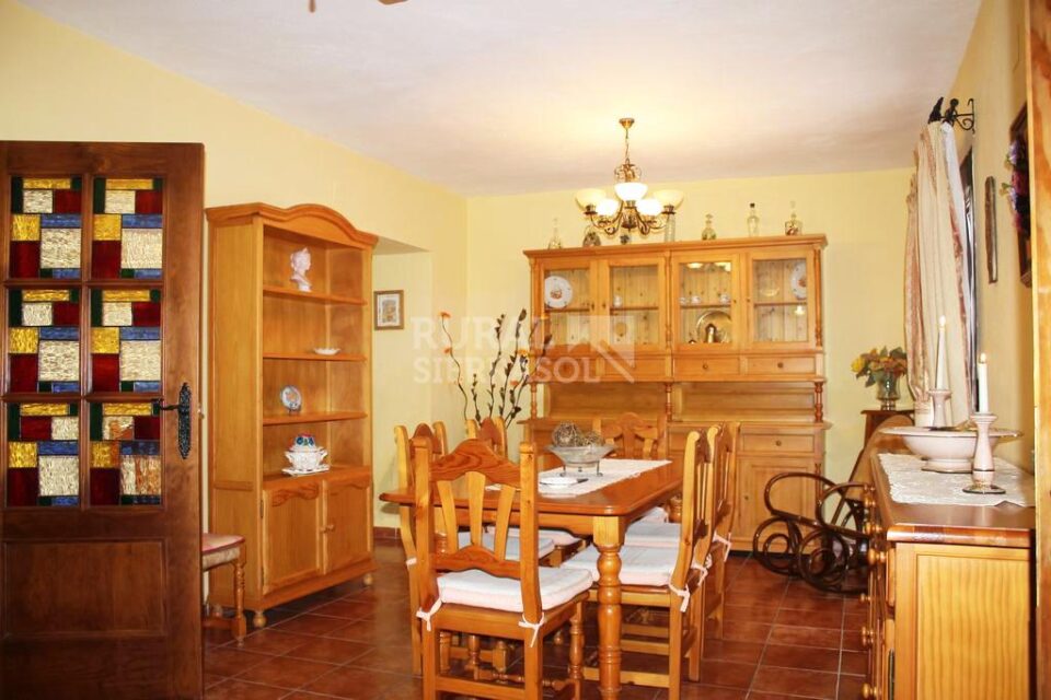 Fantástica Casa Rural en Júzcar, con chimenea, barbacoa y wifi - Imagen 2