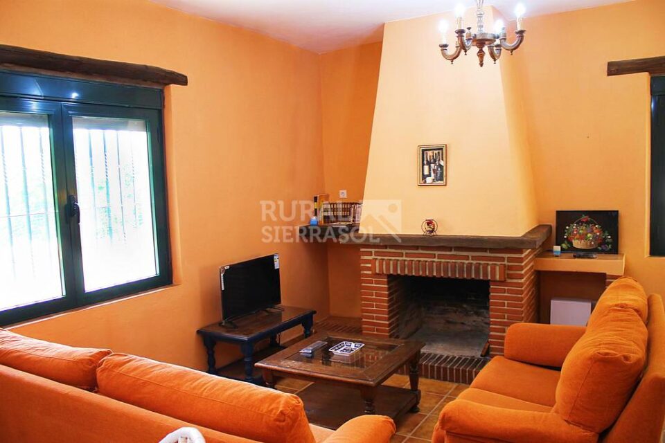 Maravillosa Casa Rural en Cartajima en plena naturaleza, con piscina - Imagen 3