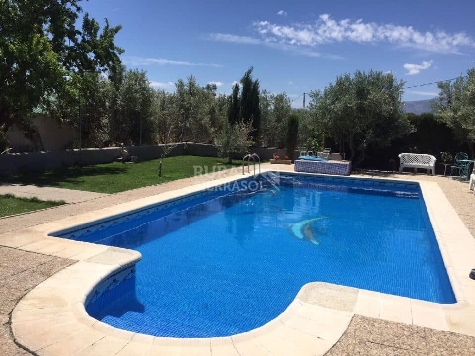 Cortijo Andaluz en Baza, con piscina y amplios jardines - Imagen 41