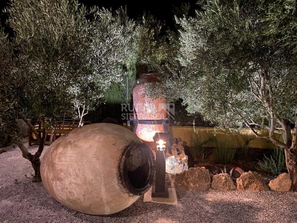 Cortijo Andaluz en Baza, con piscina y amplios jardines - Imagen 69