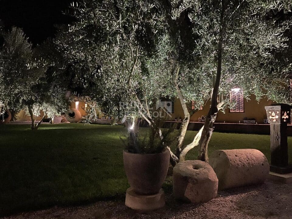Cortijo Andaluz en Baza, con piscina y amplios jardines - Imagen 70