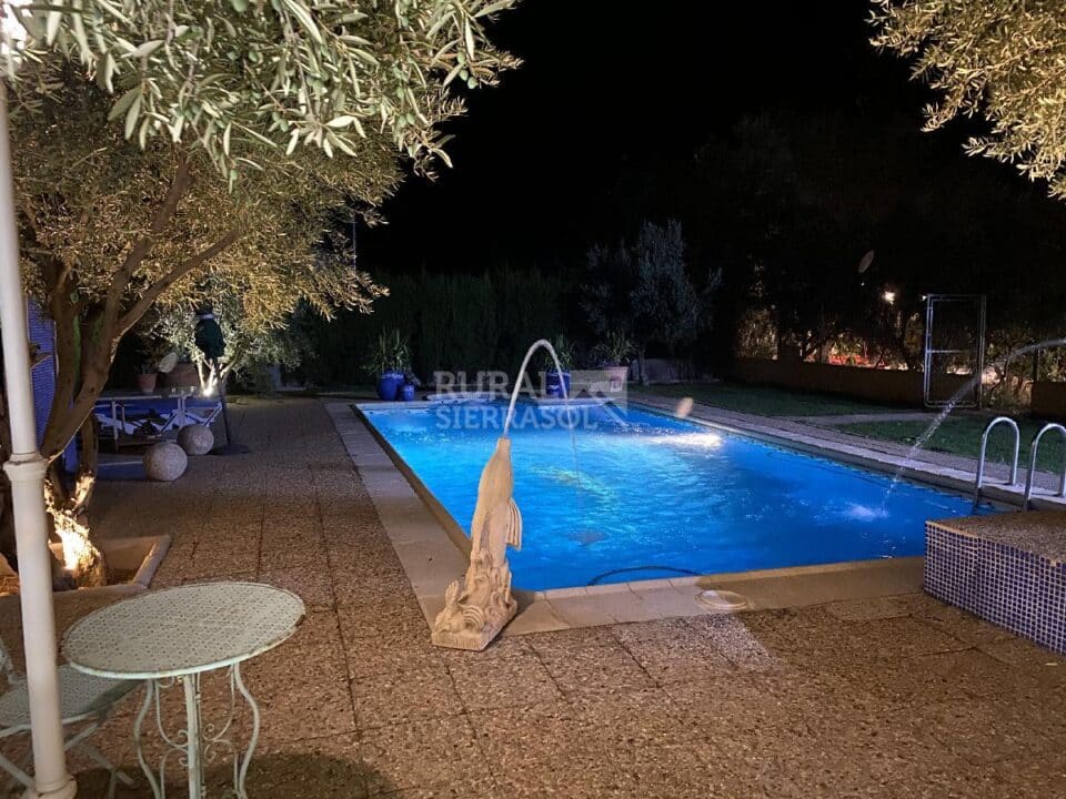 Cortijo Andaluz en Baza, con piscina y amplios jardines - Imagen 84