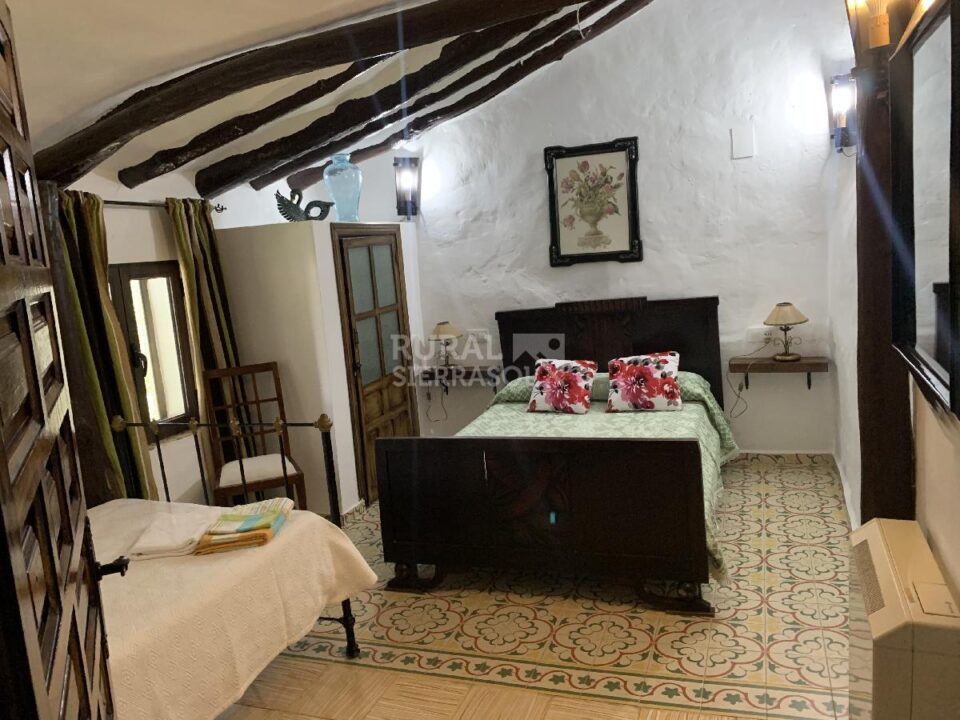 Cortijo Andaluz en Baza, con piscina y amplios jardines - Imagen 95