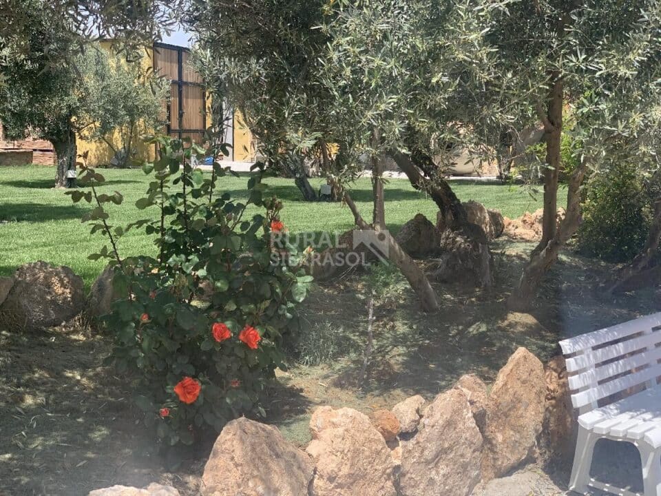 Cortijo Andaluz en Baza, con piscina y amplios jardines - Imagen 118