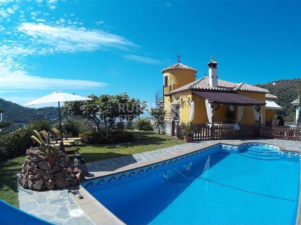 Maravillosa Villa en Torrox, con piscina y aire acondicionado - Imagen 6