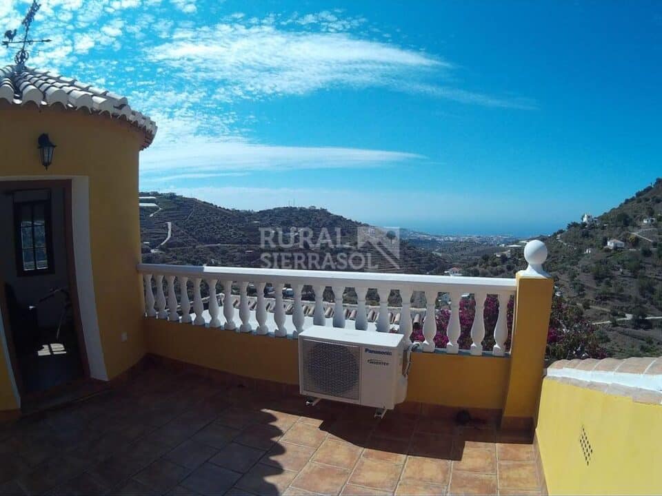 Maravillosa Villa en Torrox, con piscina y aire acondicionado - Imagen 12