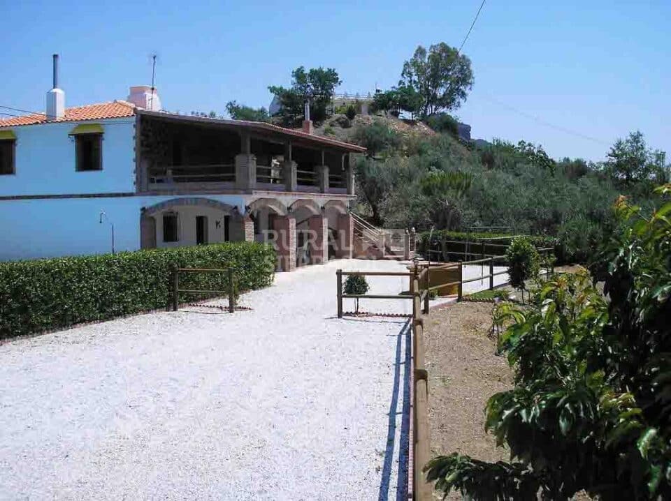 Espléndida Casa Rural en Comares, con unas vistas espectaculares - Imagen 2