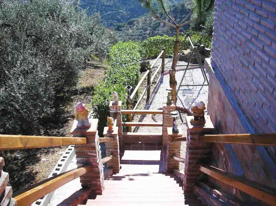 Espléndida Casa Rural en Comares, con unas vistas espectaculares - Imagen 15